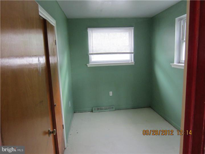 18 Randolph Road Woodbury, NJ 08096 - Photo 13 of 22 a view of empty room