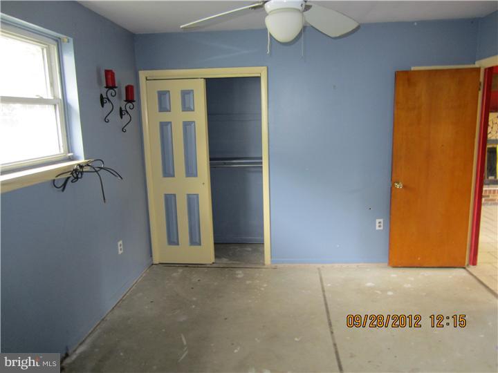 18 Randolph Road Woodbury, NJ 08096 - Photo 14 of 22 a view of front door