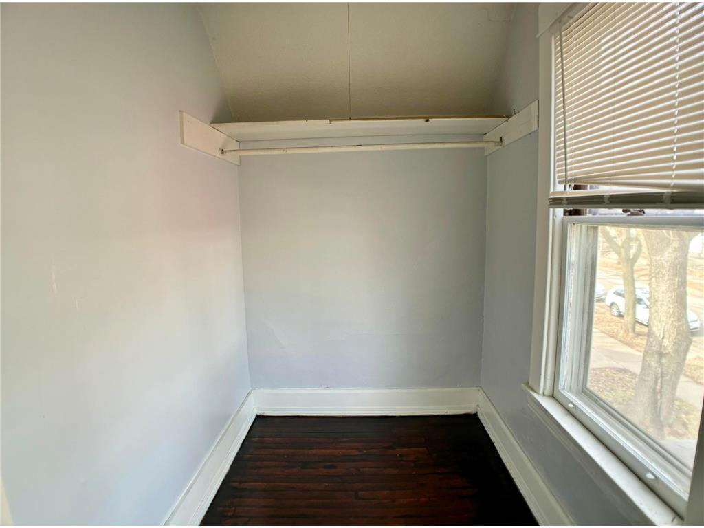 620 Cook Avenue St. Paul, MN 55130 - Photo 10 of 13