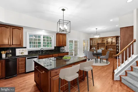 $2,550,000 | 190 Falcon Ridge Road, Great Falls, VA 22066