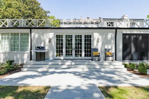 a view of a house with a outdoor space