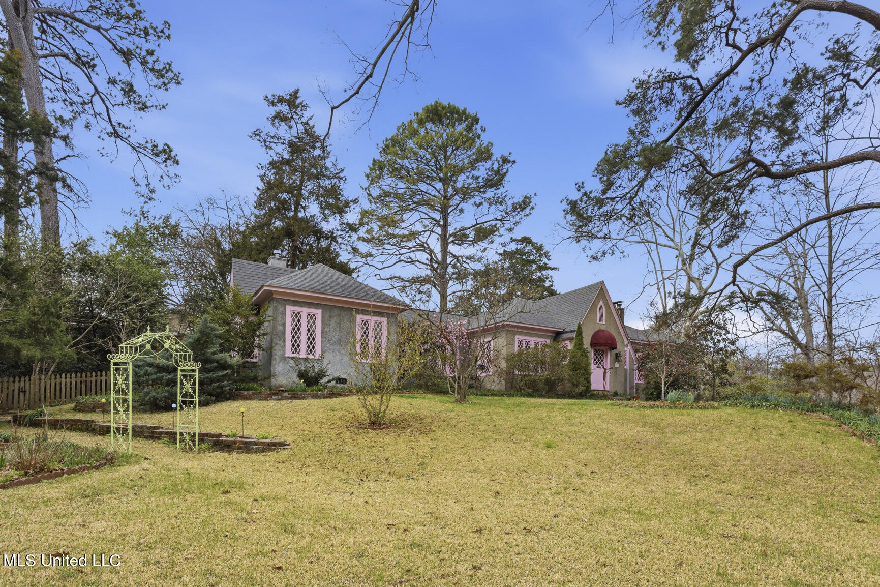 1475 St Ann Street Jackson, MS 39202 - Photo 2 of 29 1475 St Ann-2