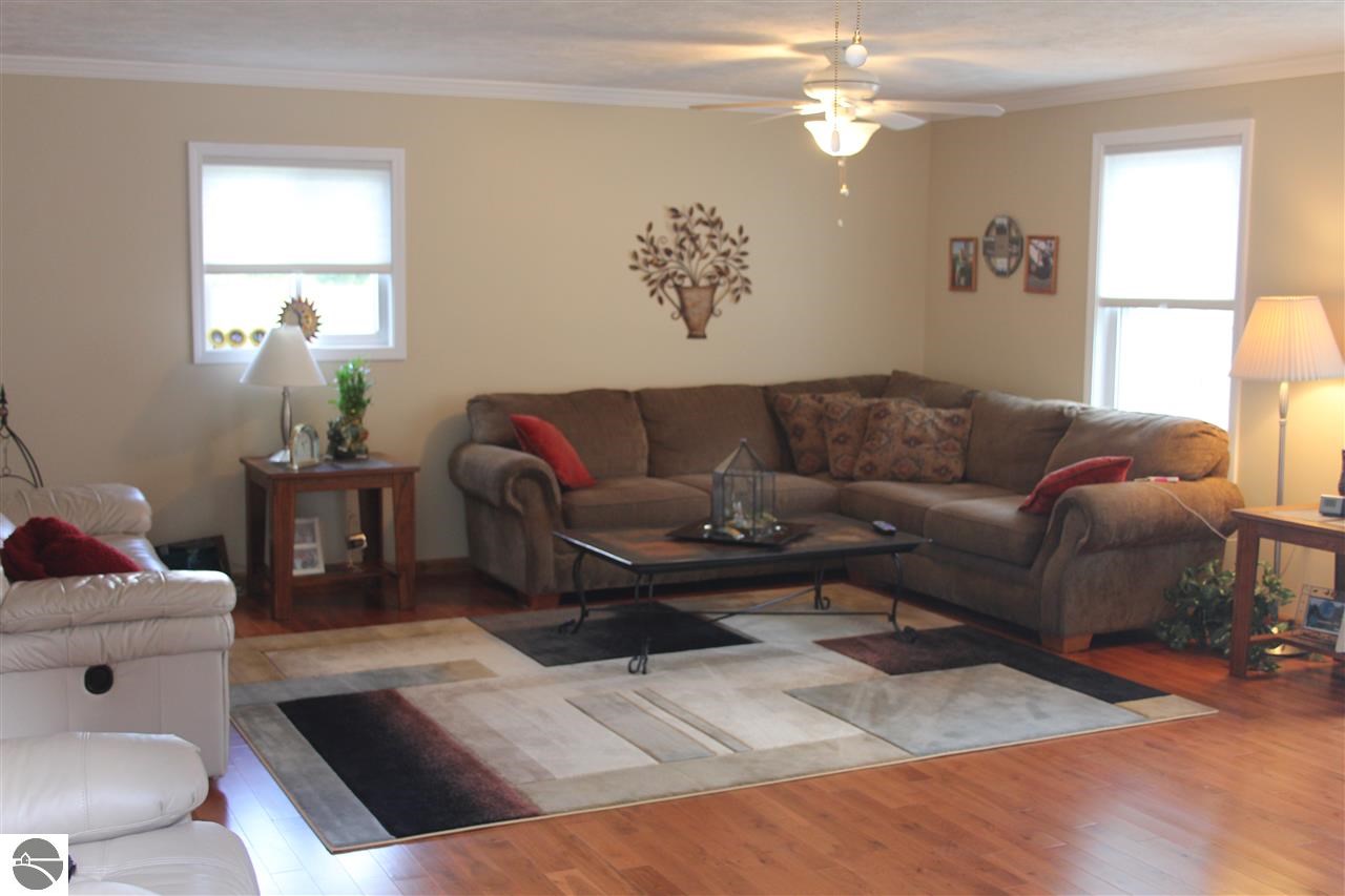 420 Motz Road Southwest Kalkaska, MI 49646 - Photo 11 of 23 1807561-11.JPG
