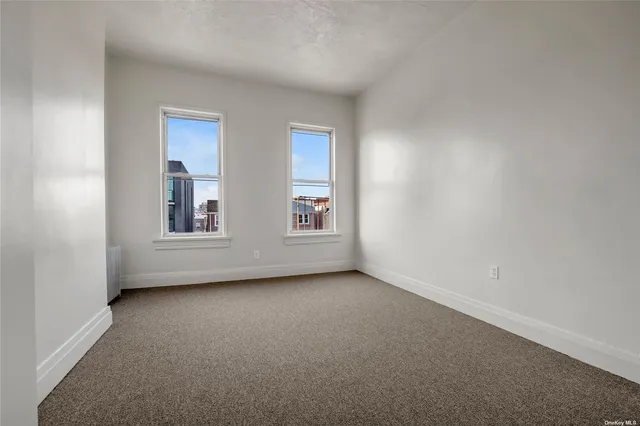 $1,700,000 | 22-19 Steinway Street | Astoria