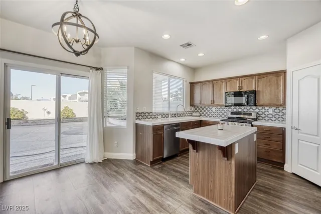 $3,000 | 9382 Monterey Cliffs Avenue, Las Vegas, NV 89148