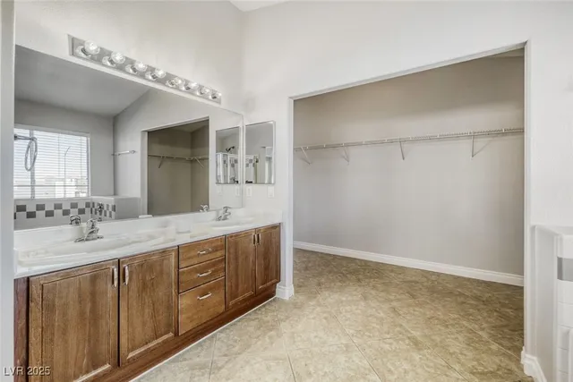 $3,000 | 9382 Monterey Cliffs Avenue, Las Vegas, NV 89148