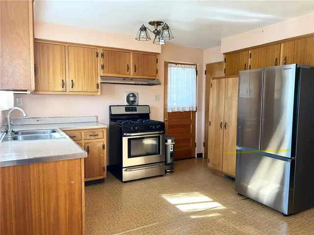 $220,000 | 3020 Mintwood Drive, Lower Burrell, PA 15068