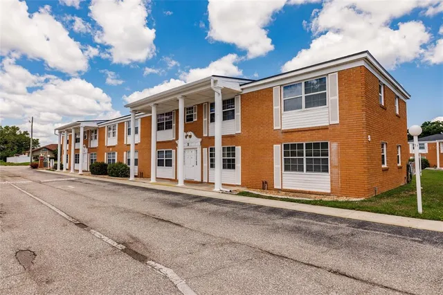 $100,000 | 4158 Tamiami Trail, Unit S6, Port Charlotte, FL 33952