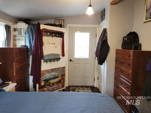 $249,900 | 12 D Street, Cascade, ID 83611
