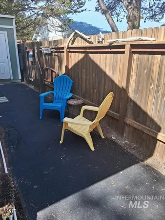 $249,900 | 12 D Street, Cascade, ID 83611