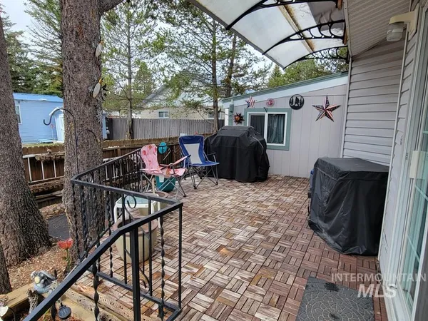 $249,900 | 12 D Street, Cascade, ID 83611
