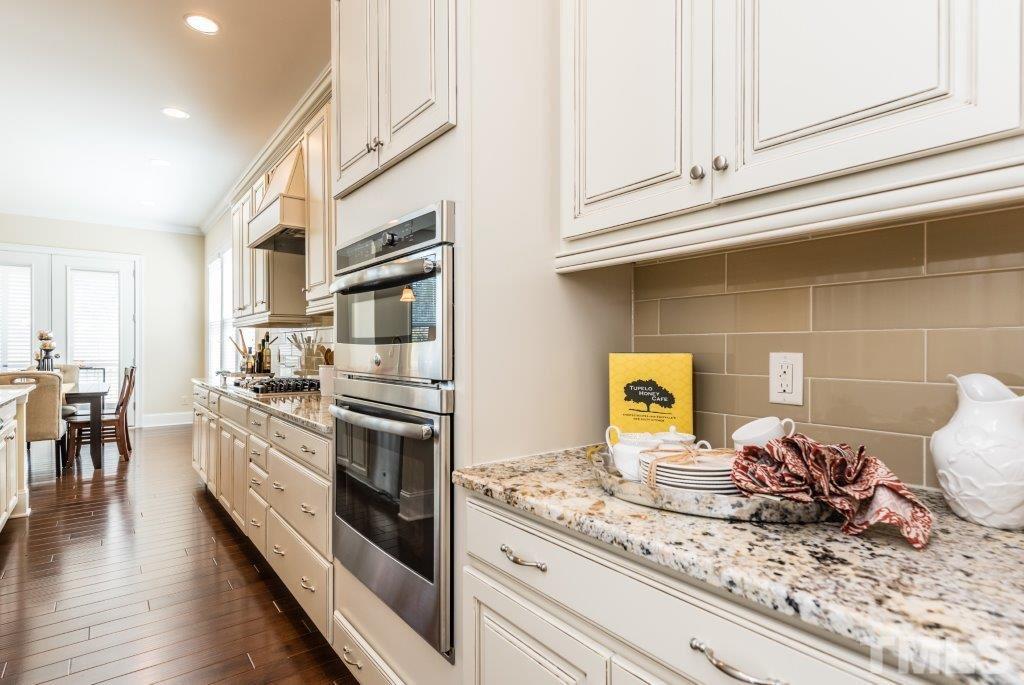 3017 Adonis Circle Raleigh, NC 27612 - Photo 7 of 25