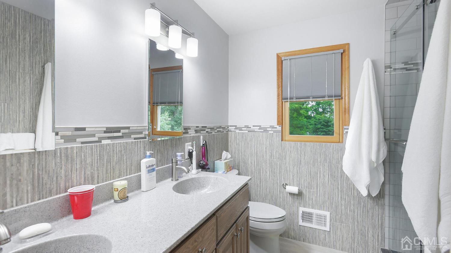 4 Overbrook Road Piscataway, NJ 08854 - Photo 24 of 39 Gallery Image 24