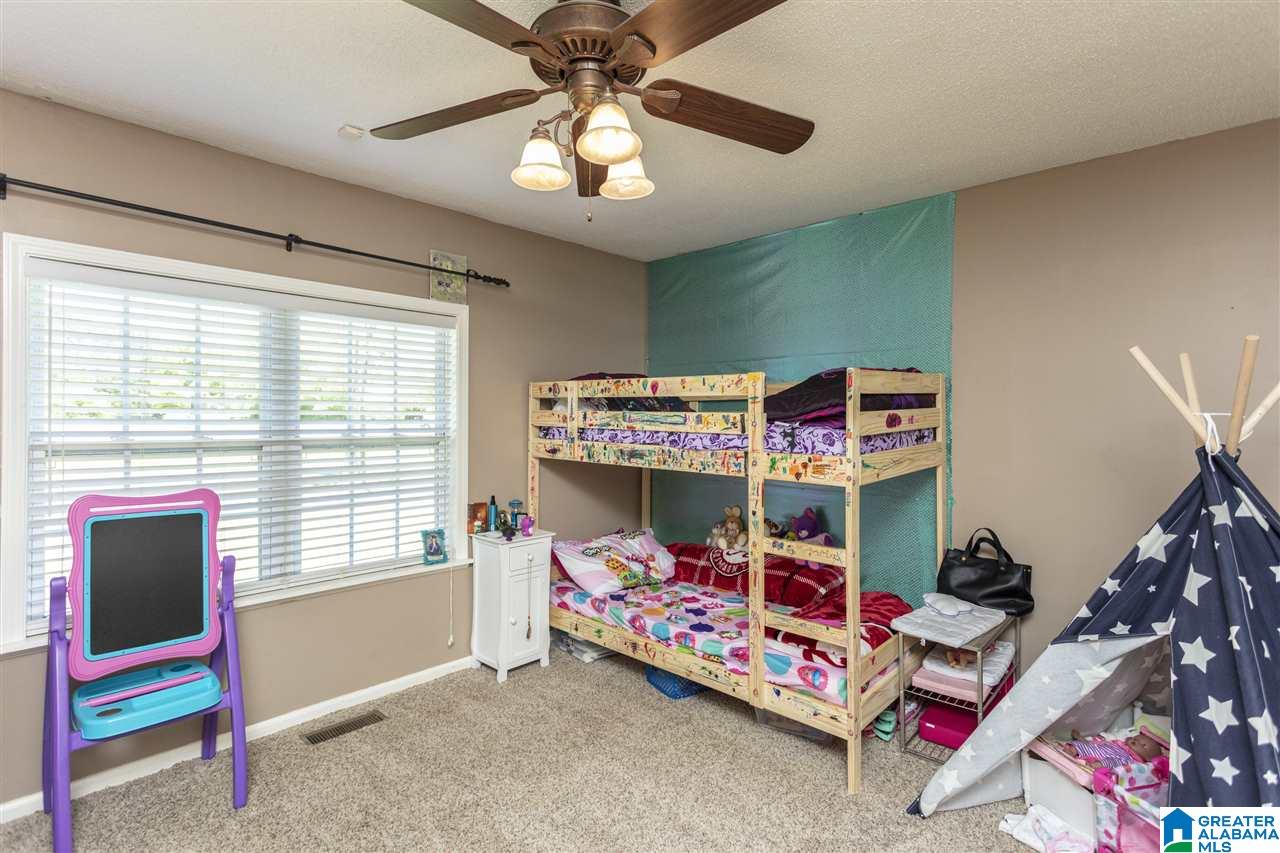 938 Pinewood Avenue Bessemer, AL 35023 - Photo 17 of 30