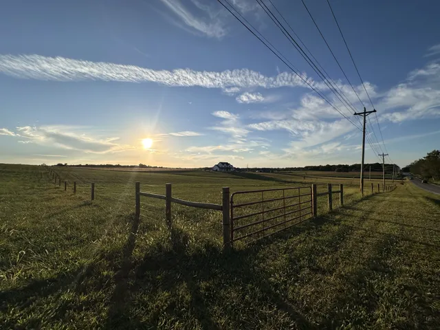 $900,000 | 3765 S Road, Cadiz, KY 42211