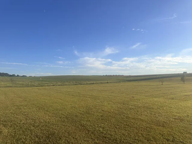 $900,000 | 3765 S Road, Cadiz, KY 42211