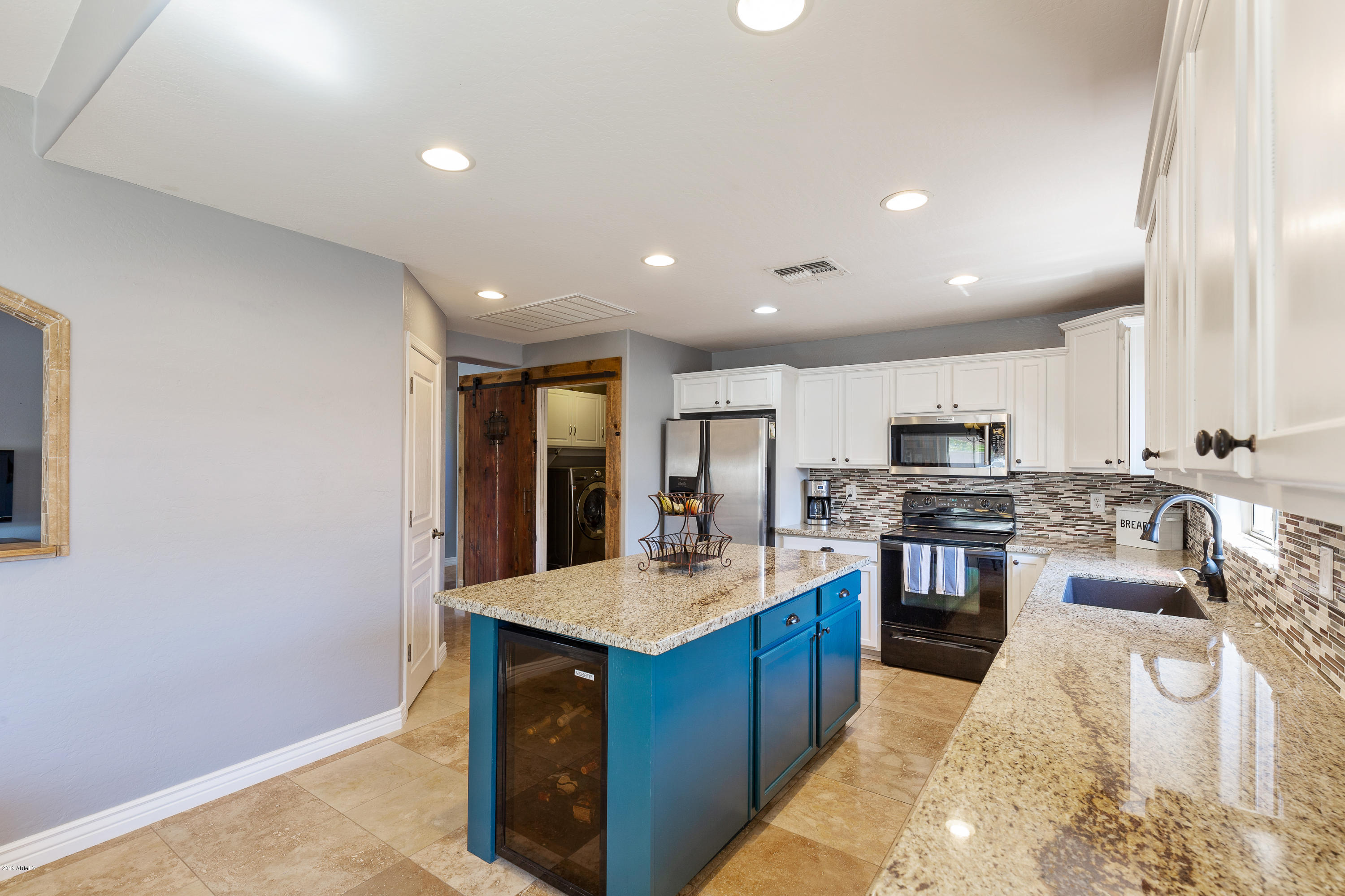 3013 West Rapalo Road Phoenix, AZ 85086 - Photo 7 of 21 007_Kitchen