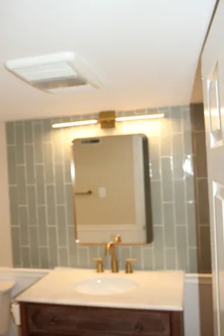 $1,900 | 521 West Main Street, McMinnville, TN 37110