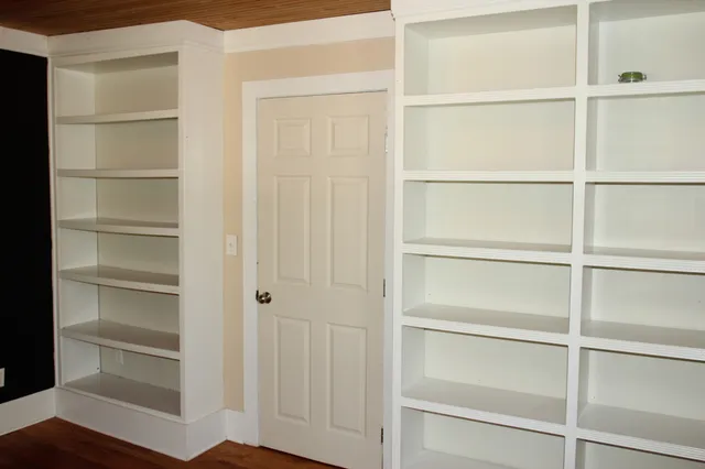 $1,900 | 521 West Main Street, McMinnville, TN 37110