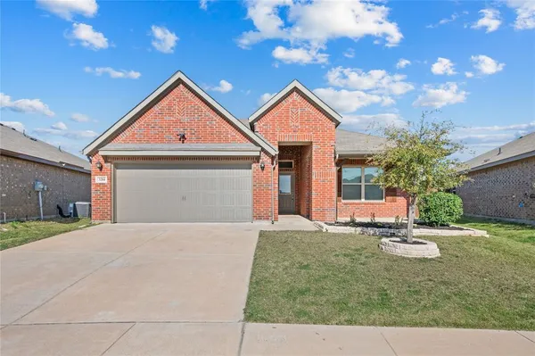$2,495 | 3204 Montego Bay Lane, Fort Worth, TX 76123
