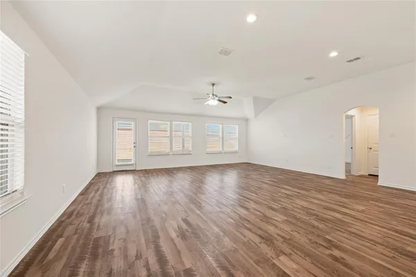 $2,495 | 3204 Montego Bay Lane, Fort Worth, TX 76123
