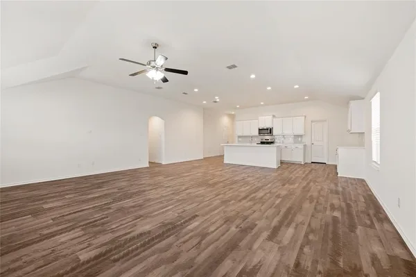 $2,495 | 3204 Montego Bay Lane, Fort Worth, TX 76123