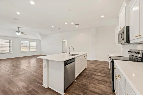 $2,495 | 3204 Montego Bay Lane, Fort Worth, TX 76123