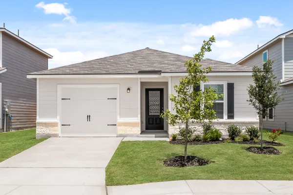 $273,900 | 401 Silent Meadow Run, Maxwell, TX 78656