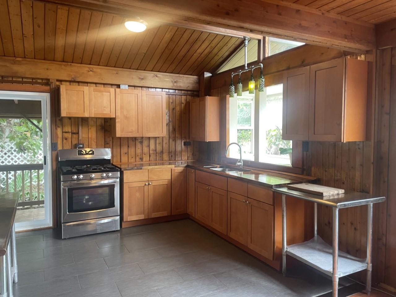 70 Hui Rd F Lahaina, HI 96761 - Photo 4 of 30 Gallery Image 4