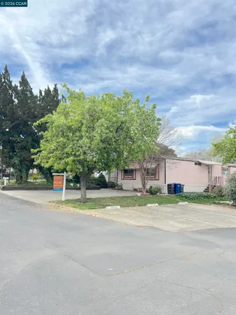 $149,900 | 198 Kona Circle, Unit 198, Pittsburg, CA 94565