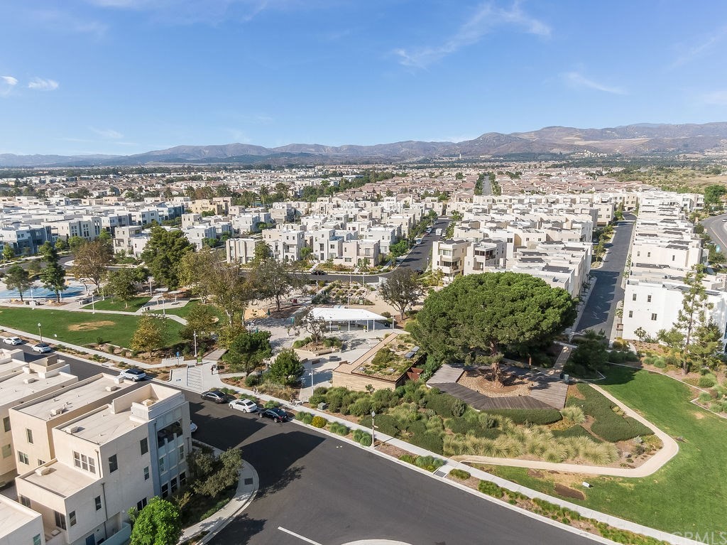 152 Catalyst Irvine, CA 92618 - Photo 40 of 41 a view of a lake with a city