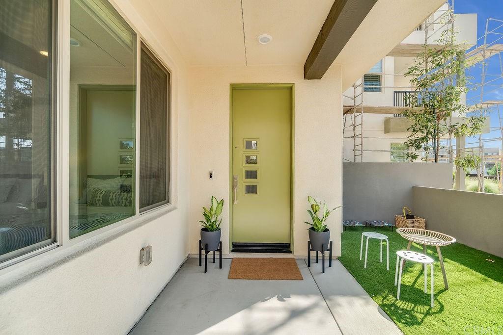 152 Catalyst Irvine, CA 92618 - Photo 5 of 41