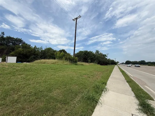 $164,000 | 4724 East University Drive, Denton, TX 76208