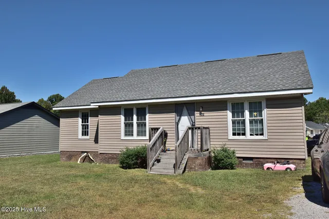 $145,900 | 406 Hilltop Drive, Rocky Mount, NC 27803