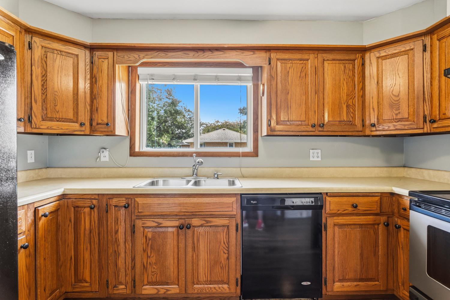 809 South Division Street Mahomet, IL 61853 - Photo 13 of 30