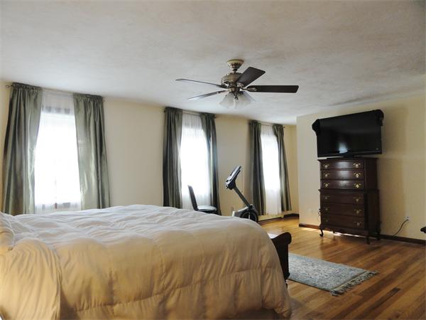 228 Charnock Hill Road Rutland, MA 01543 - Photo 11 of 26