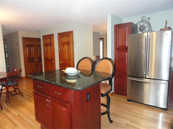 228 Charnock Hill Road Rutland, MA 01543 - Photo 6 of 26