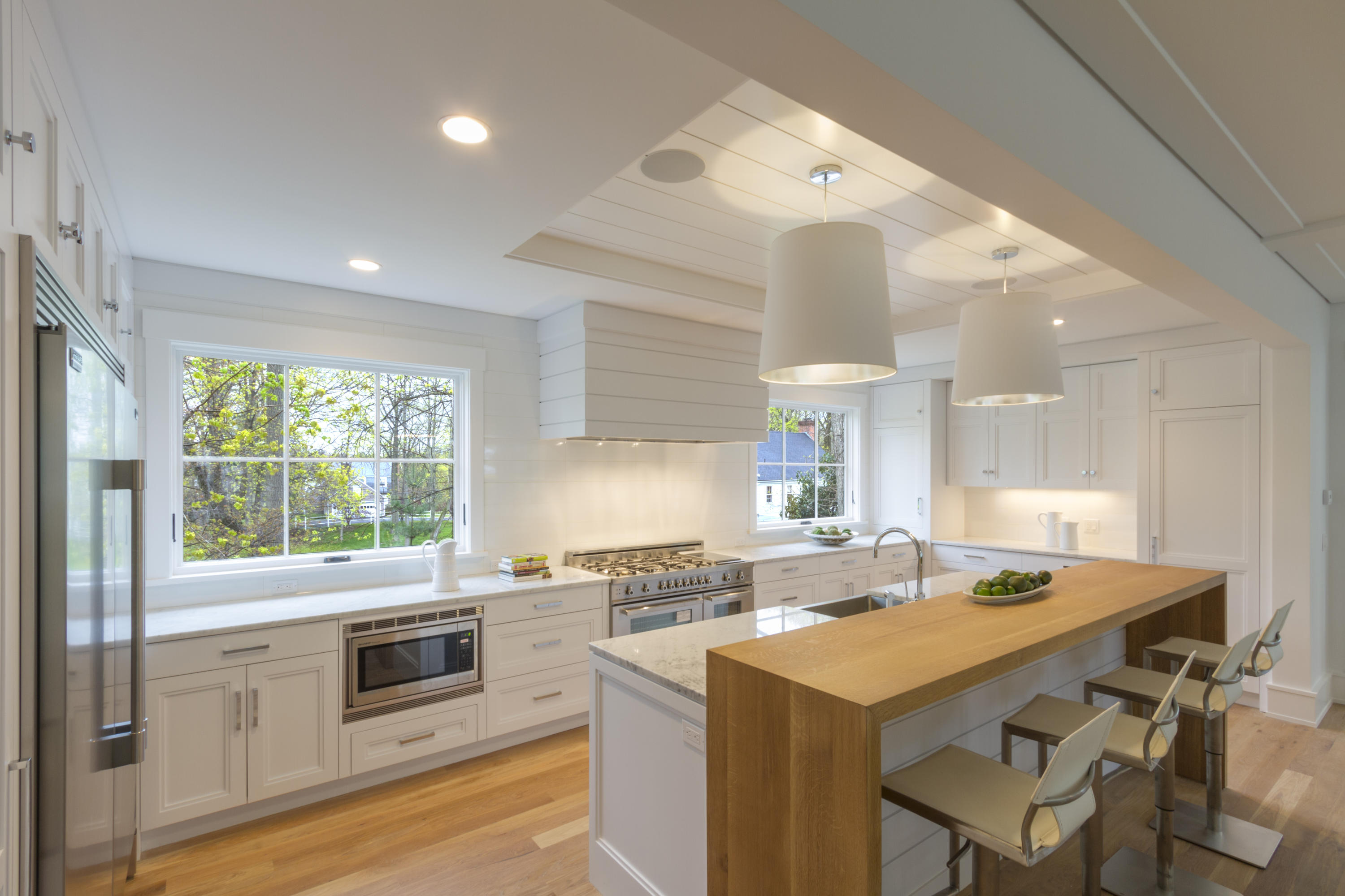 14 Clocks Lane Darien, CT 06820 - Photo 10 of 46 a kitchen with a stove a sink and a refrigerator