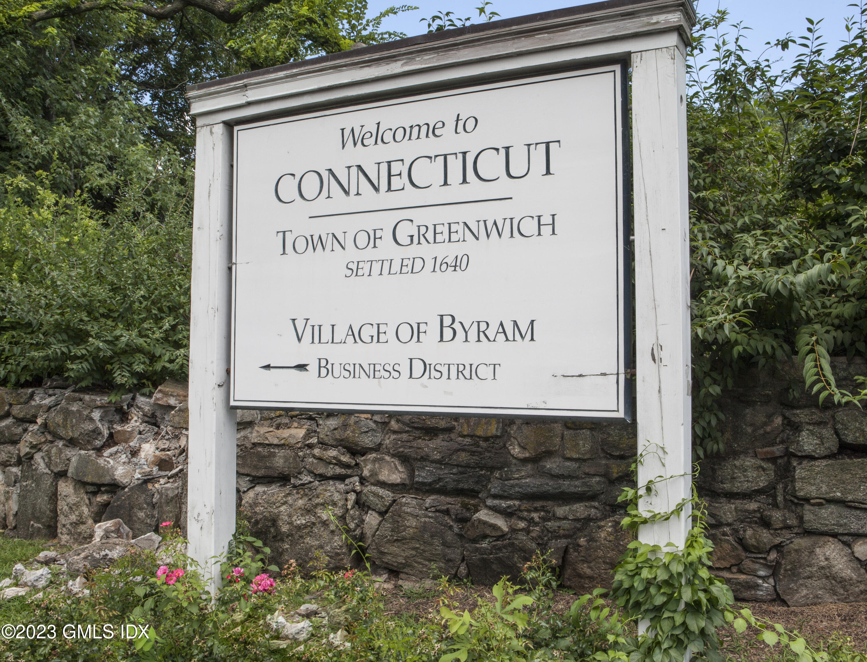 180 Byram Shore Road Greenwich, CT 06830 - Photo 29 of 29 a sign on the side of a building