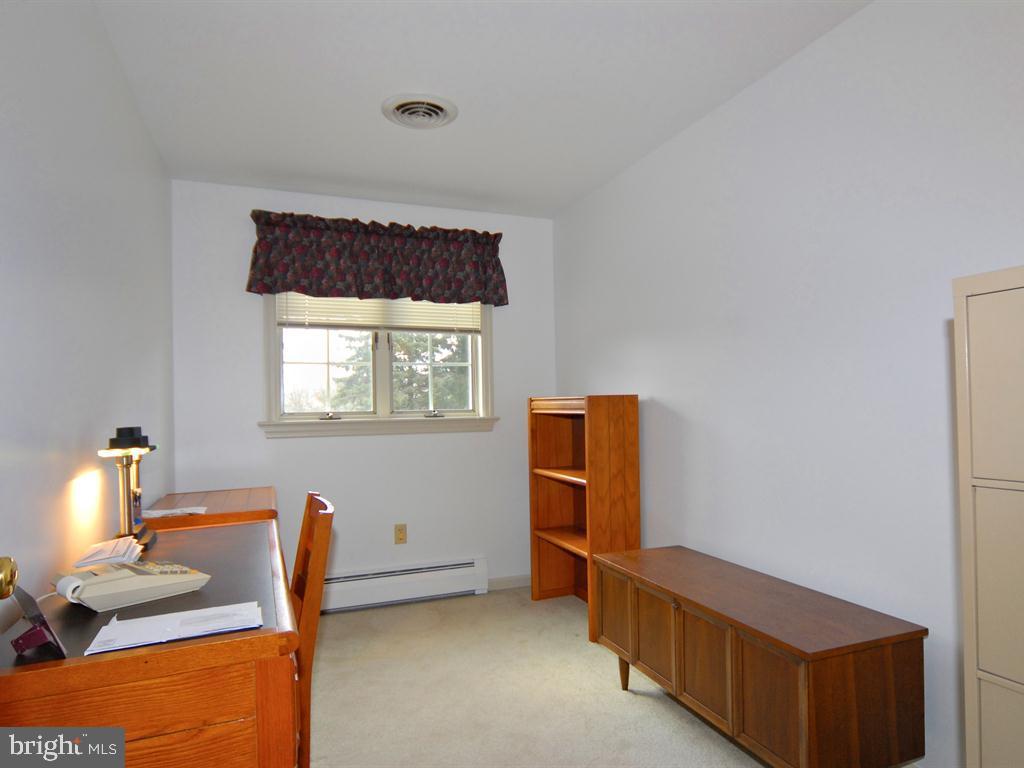 11 Fairland Road Manheim, PA 17545 - Photo 18 of 31 Gallery Image 18