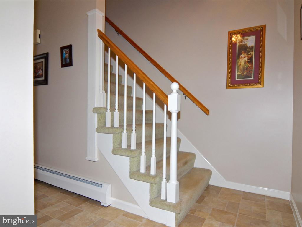 11 Fairland Road Manheim, PA 17545 - Photo 4 of 31 Gallery Image 4