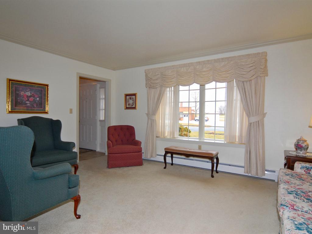 11 Fairland Road Manheim, PA 17545 - Photo 6 of 31 Gallery Image 6