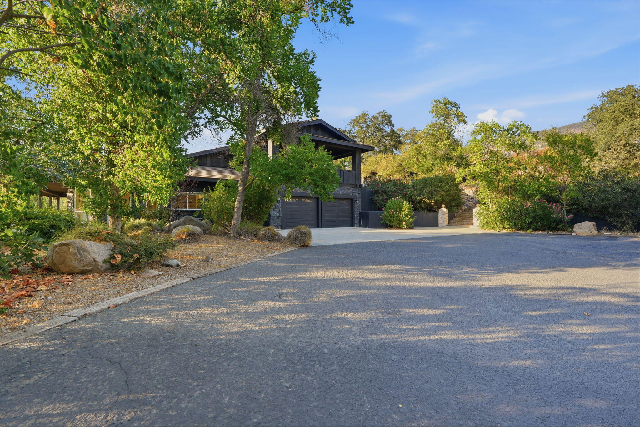 44159 Redbud Trail Three Rivers, CA 93271 - Photo 2 of 91 3-44159_Redbud_Trail_002