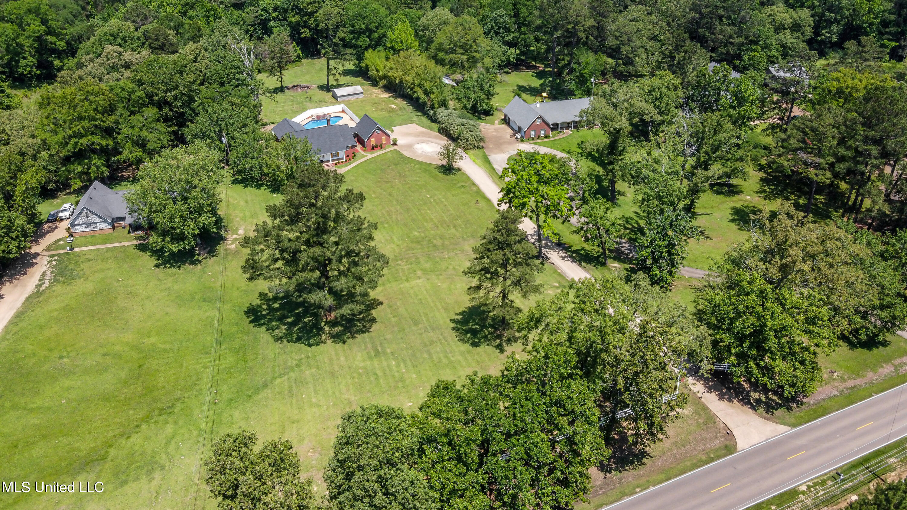 1430 Davis Road Terry, MS 39170 - Photo 4 of 73 1430 Davis Road drone-9