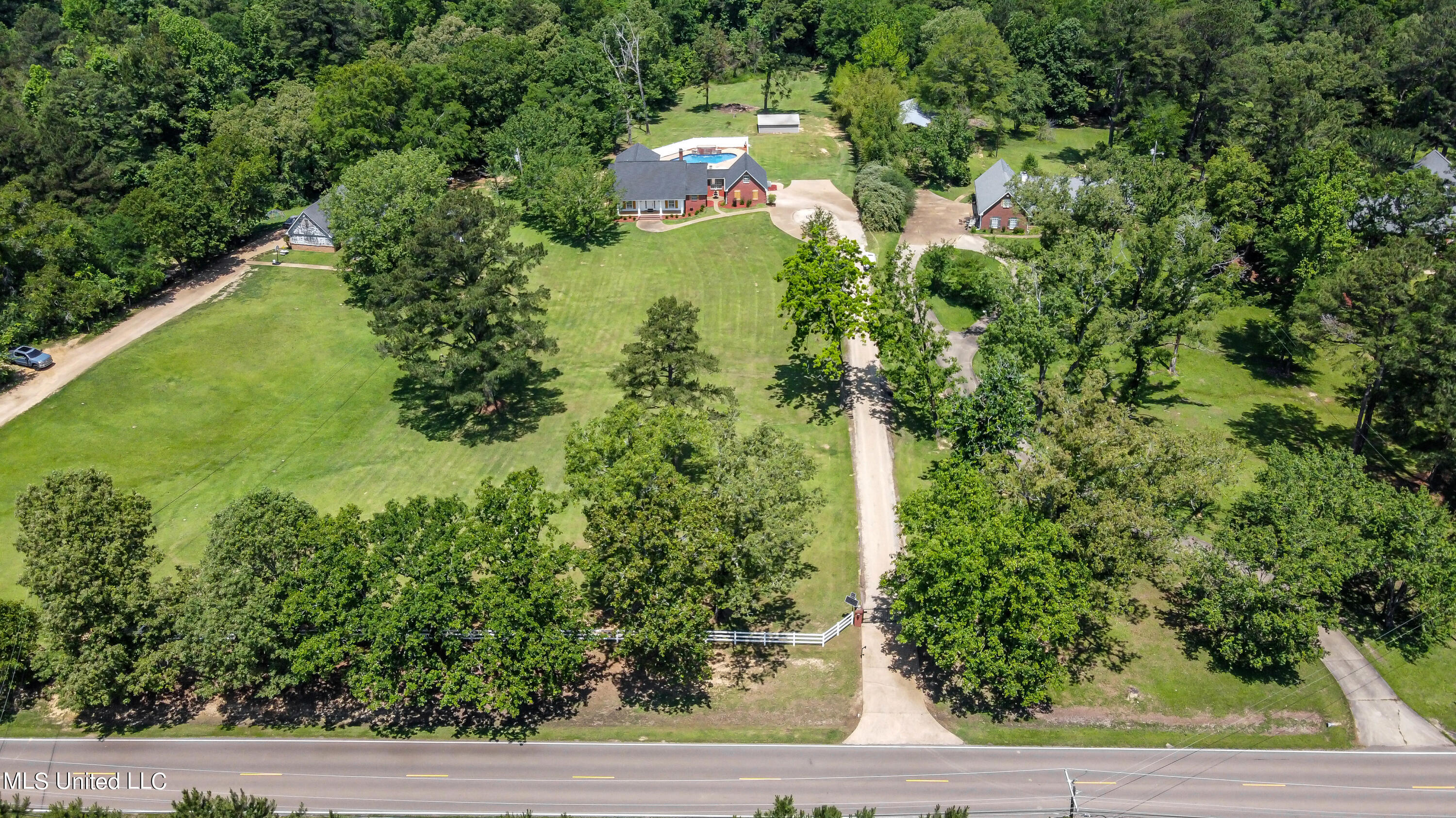 1430 Davis Road Terry, MS 39170 - Photo 5 of 73 1430 Davis Road drone-10