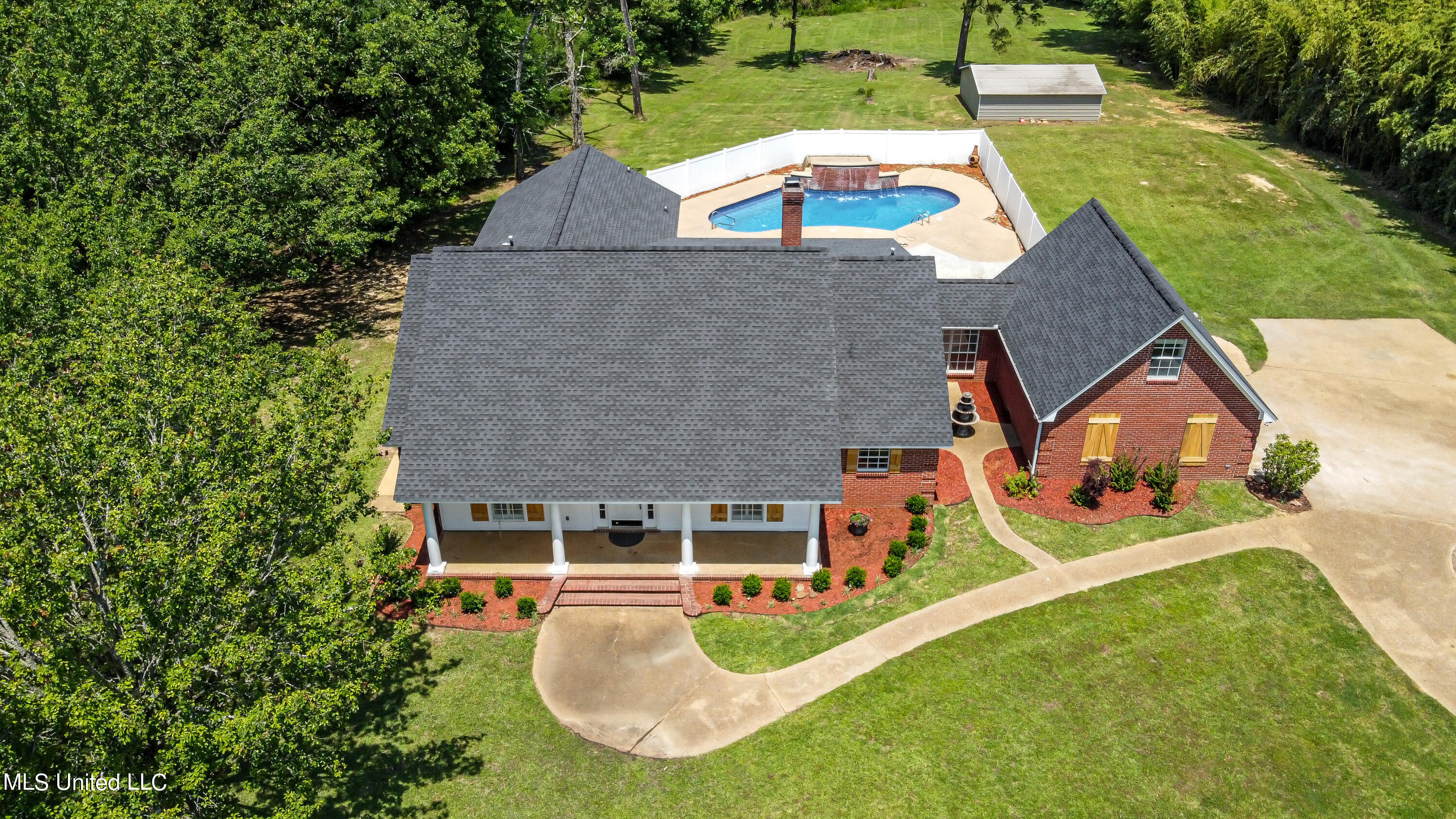 1430 Davis Road Terry, MS 39170 - Photo 7 of 73 1430 Davis Road drone-16