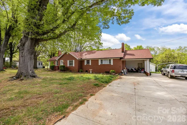 $335,000 | 137 Foursquare Road, Mooresville, NC 28115