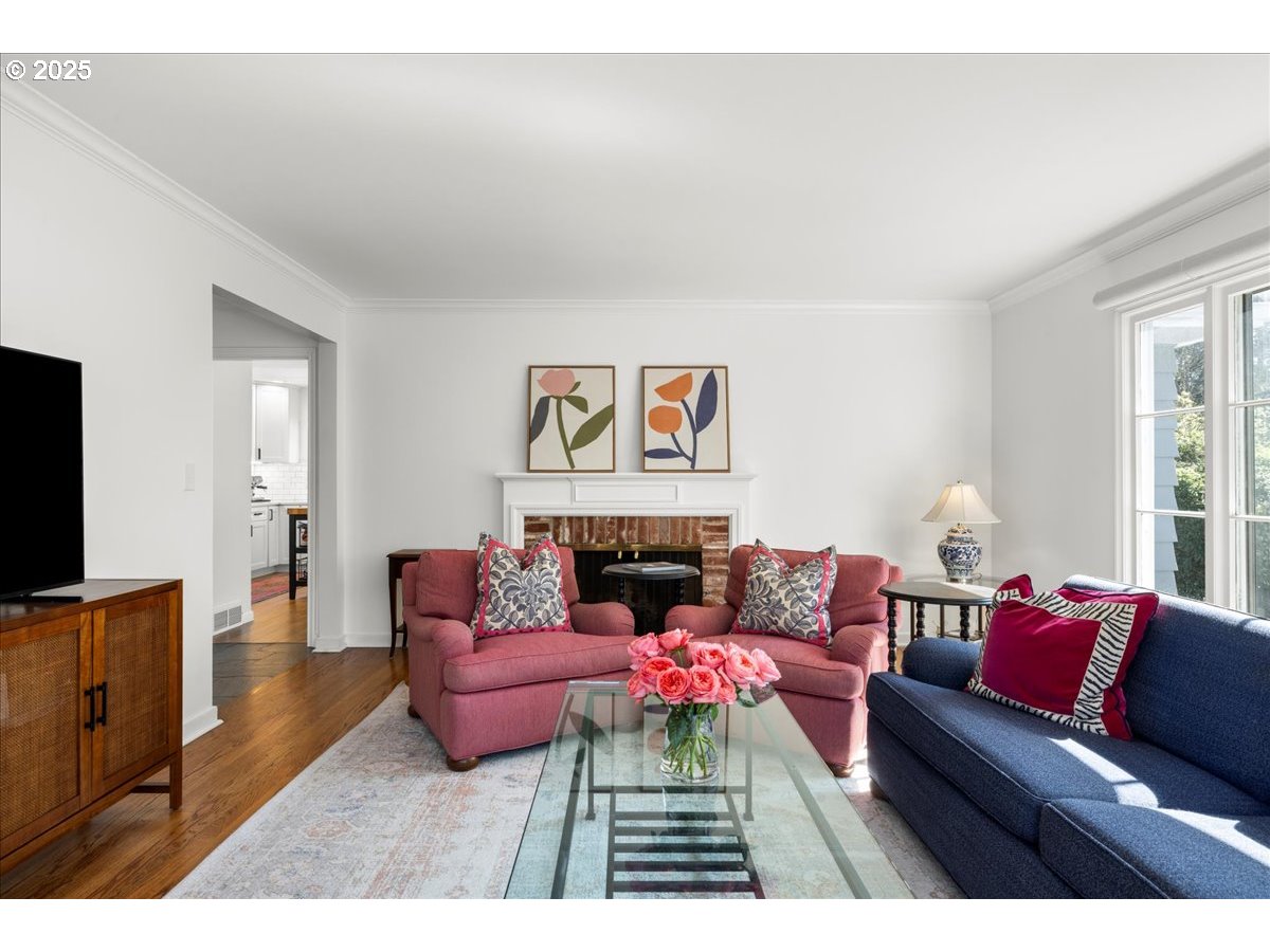 5400 Southwest Scholls Ferry Road Portland, OR 97225 - Photo 5 of 33 Gallery Image 5