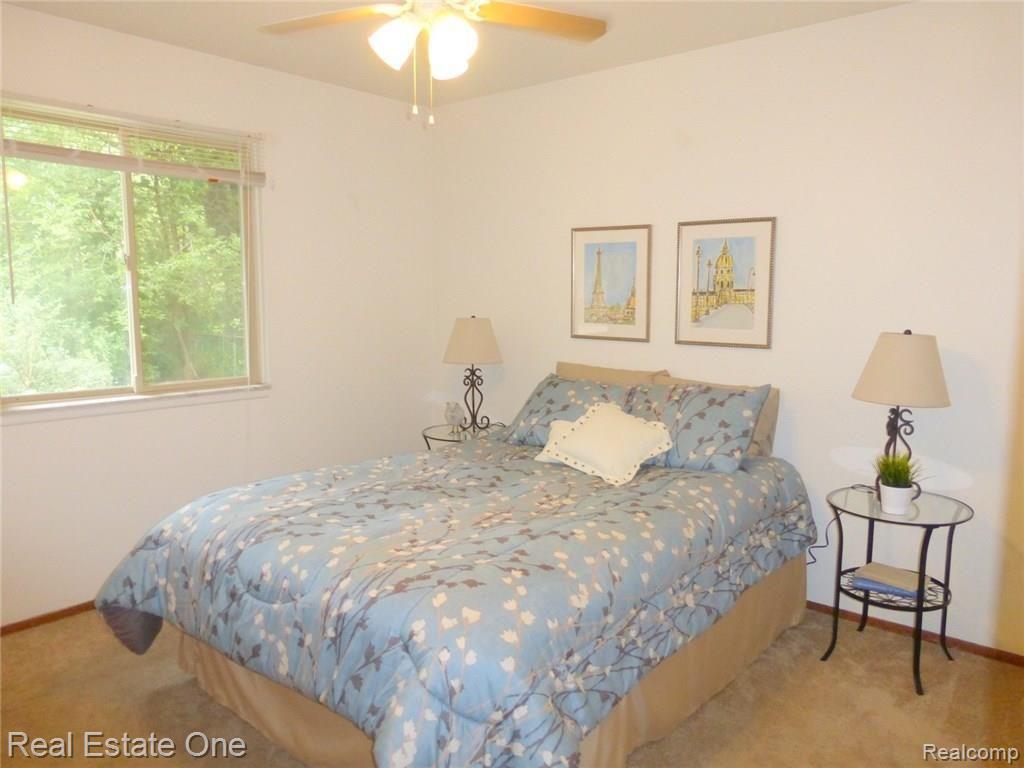 1348 Grace Avenue Rochester, MI 48309 - Photo 10 of 28 three nice sized bedrooms