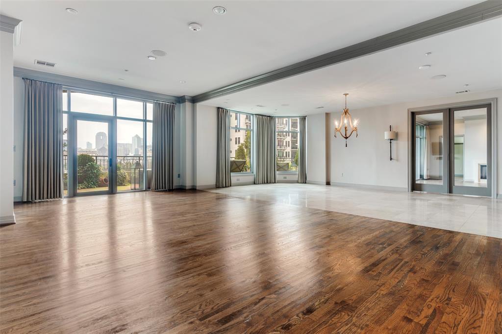 2828 Hood Street, Unit 403 Dallas, TX 75219 - Photo 12 of 18 Great Room.